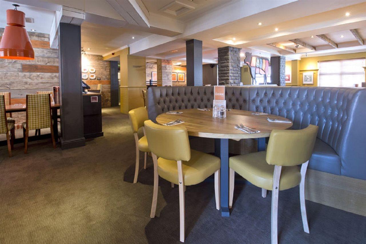 Premier Inn London Romford Eksteriør billede
