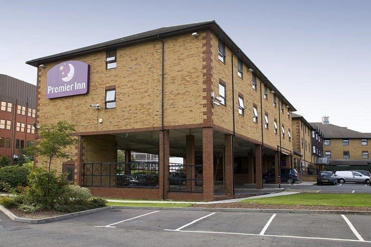 Premier Inn London Romford Eksteriør billede